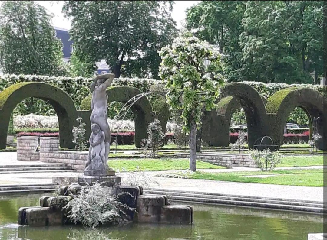 La Romantique Бурж Экстерьер фото